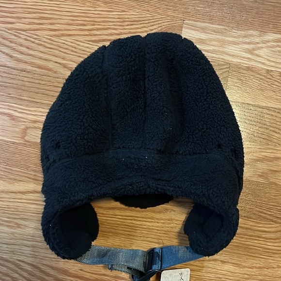 Free People Ascend Fleece Trapper Hat In Black NWT main image 9